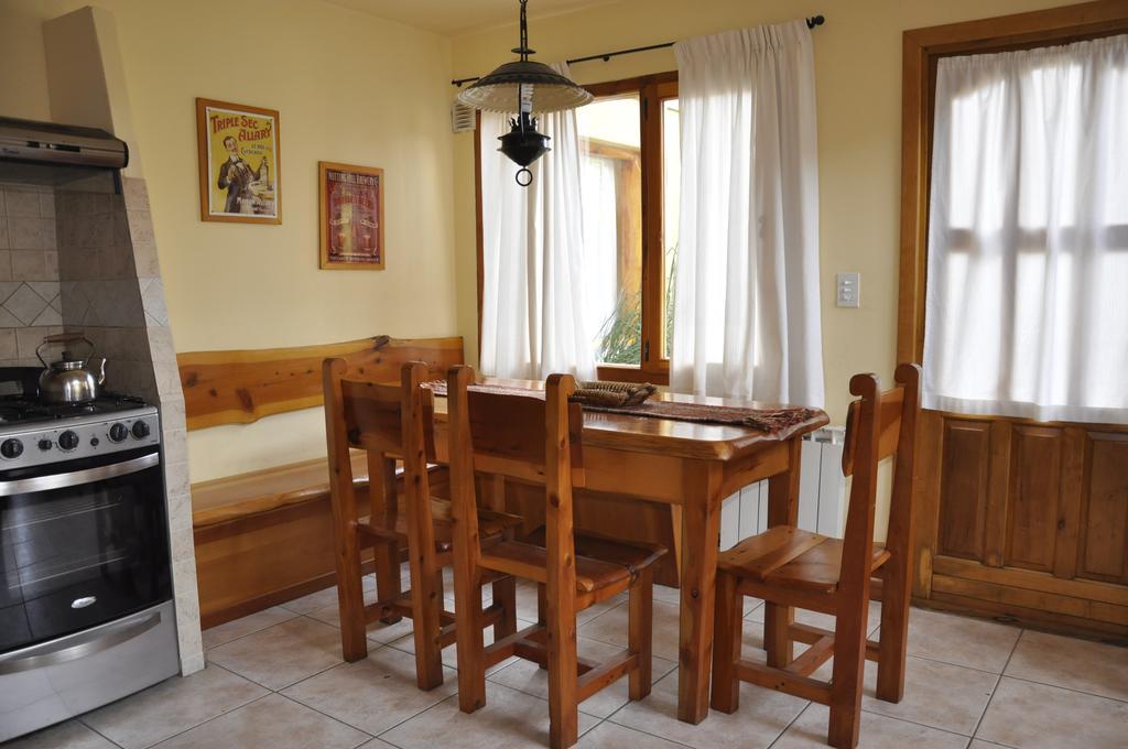 Rayen Mapu Villa San Carlos de Bariloche Exterior photo